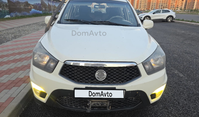 SsangYong Actyon 2012 года
