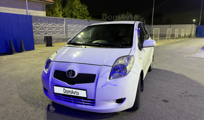 Toyota Yaris 2007 года