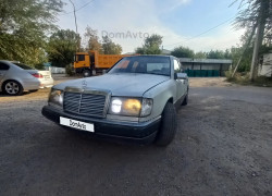 Mercedes-Benz E-Класс 1991 года