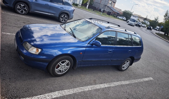 Toyota Carina E 1997 года