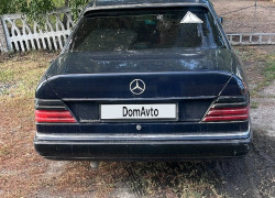 Mercedes-Benz E-Класс 1990 года