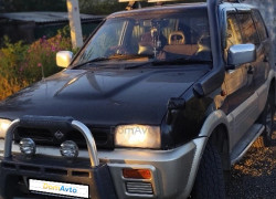 Nissan Mistral 1996 года