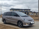 Toyota Estima 2004 года