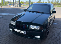 BMW 3 серия 1993 года