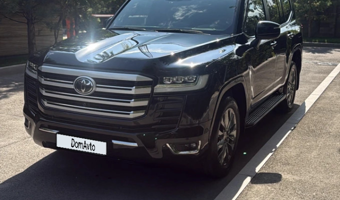 Toyota Land Cruiser 2025 года