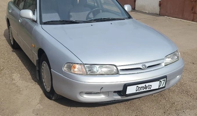 Mazda 626 1993 года