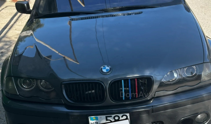 BMW 3 серия 1999 года