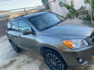 Toyota RAV4 2012 года