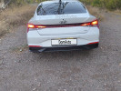 Hyundai Elantra 2022 года