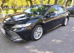 Toyota Camry 2021 года