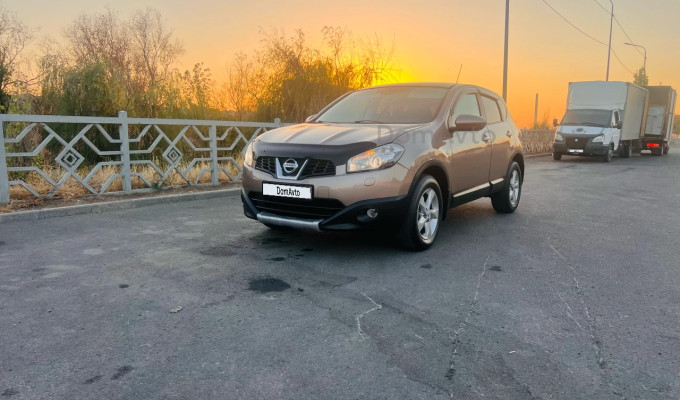 Nissan Qashqai 2012 года