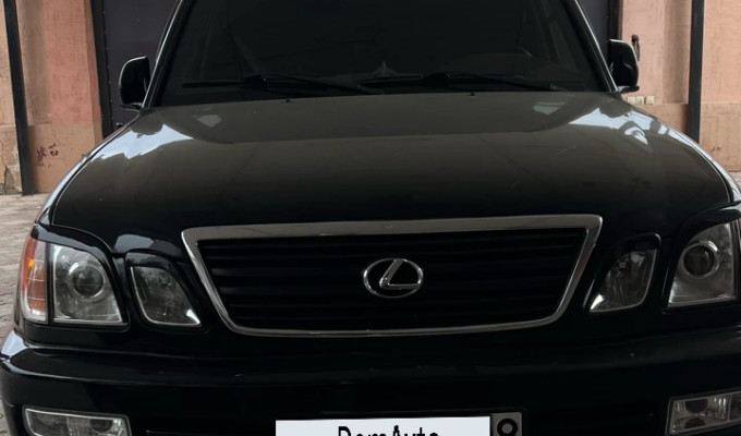 Lexus LX 2002 года