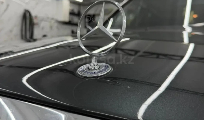 Mercedes-Benz E-Класс 1995 года