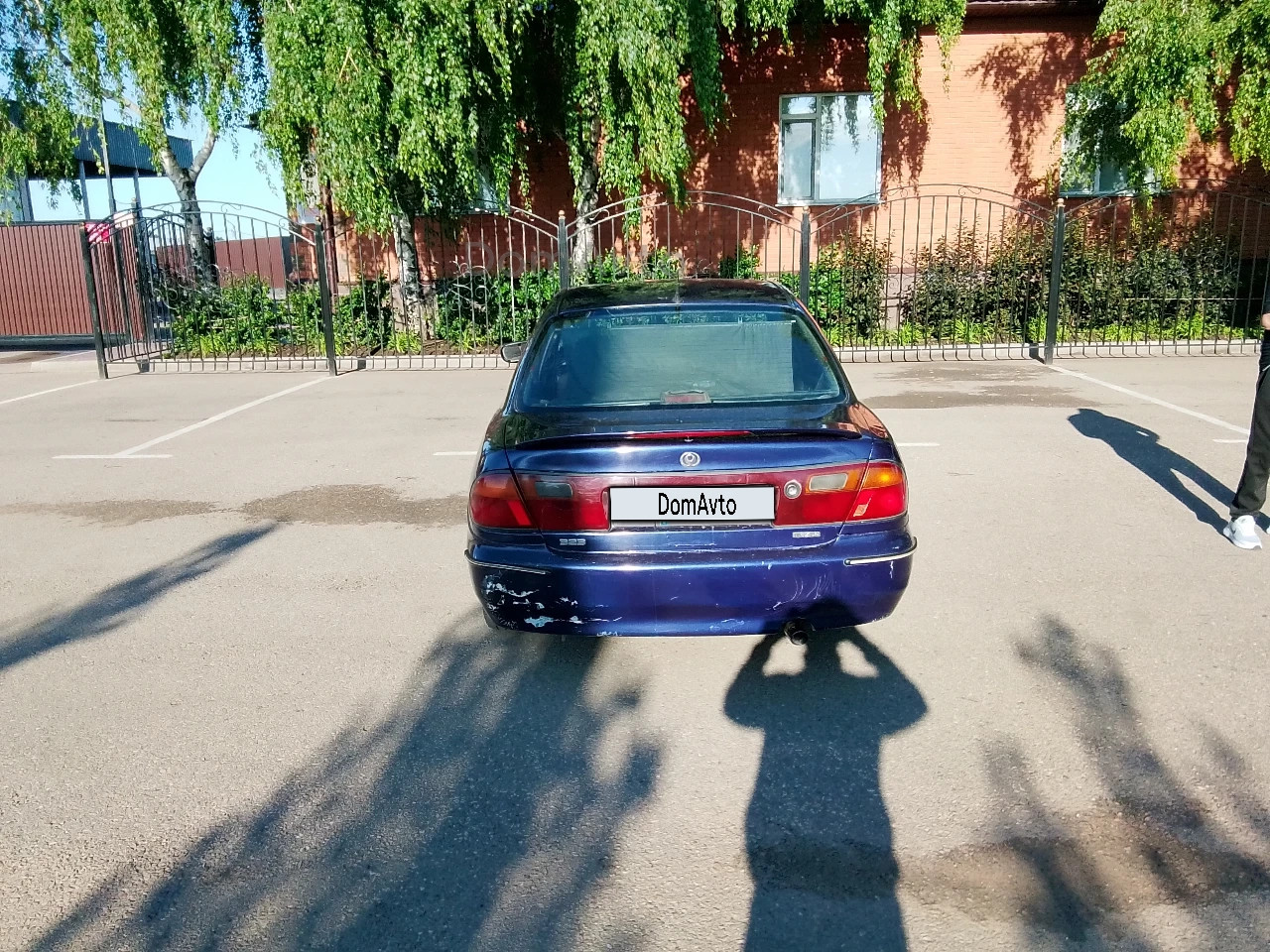 Mazda 323, 1995