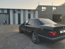 Mercedes-Benz E-Класс 1993 года