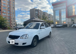 ВАЗ (Lada) Priora 2013 года