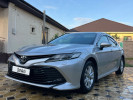 Toyota Camry 2020 года