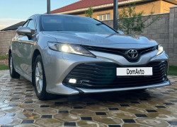 Toyota Camry 2020 года