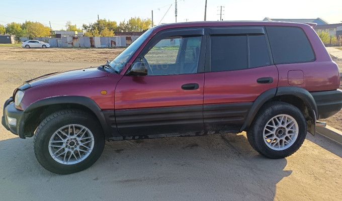 Toyota RAV4 1997 года