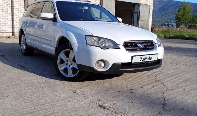 Subaru Outback 2005 года