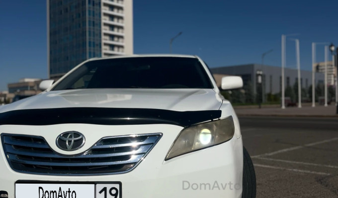 Toyota Camry 2007 года