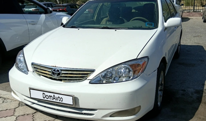 Toyota Camry 2004 года