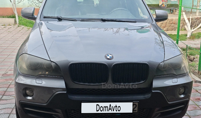 BMW X5 2007 года