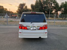 Toyota Alphard 2005 года