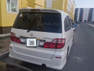 Toyota Alphard 2005 года