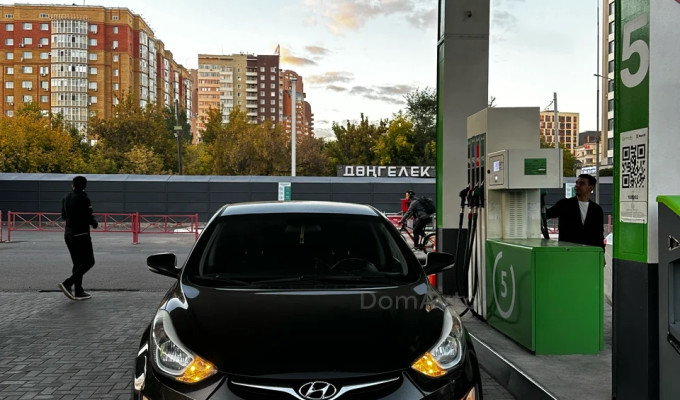 Hyundai Elantra 2016 года