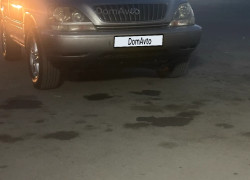 Lexus RX 2000 года