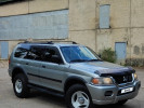 Mitsubishi Montero Sport 2000 года