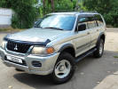 Mitsubishi Montero Sport 2000 года
