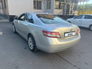 Toyota Camry 2010 года
