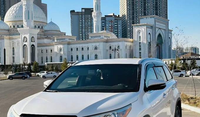 Toyota Highlander 2014 года
