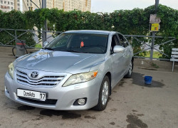 Toyota Camry 2011 года