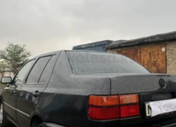 Volkswagen Vento 1995 года