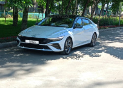 Hyundai Elantra 2024 года