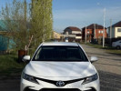 Toyota Camry 2022 года