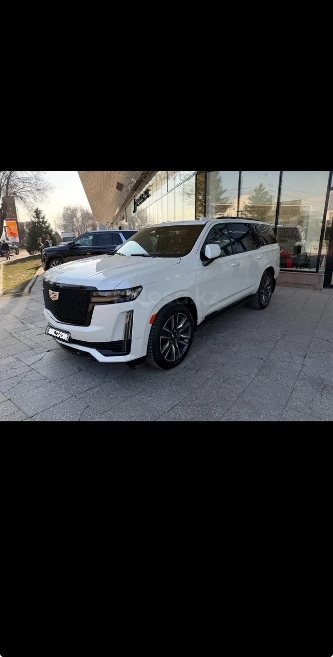 Cadillac Escalade 2021 года