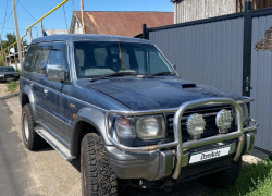 Mitsubishi Pajero 1993 года