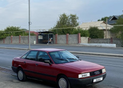 Audi 80 1990 года