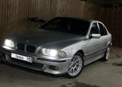 BMW 5 серия 2002 года