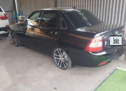 ВАЗ (Lada) Priora 2014 года