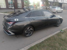 Hyundai Elantra 2024 года