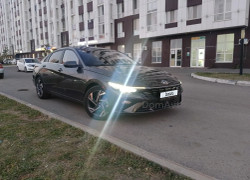 Hyundai Elantra 2024 года