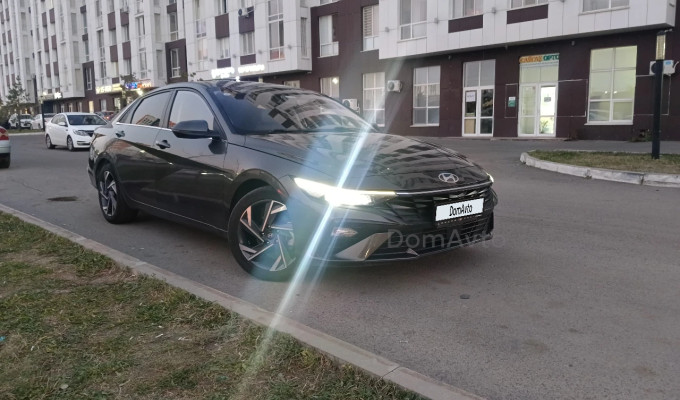 Hyundai Elantra 2024 года