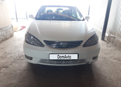 Toyota Camry 2005 года