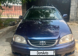 Toyota Avensis 2002 года
