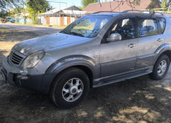 SsangYong Rexton 2005 года
